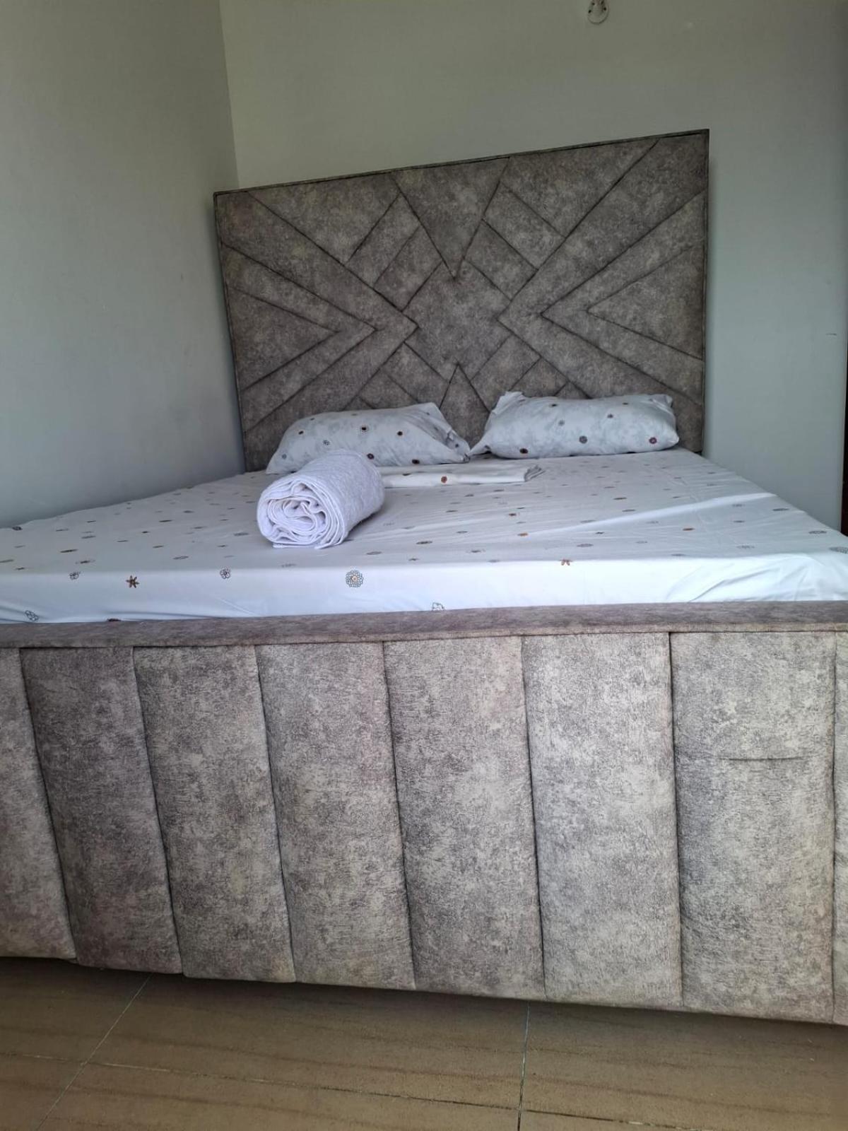 Aisha Luxury Stay มอมบาซา ภายนอก รูปภาพ